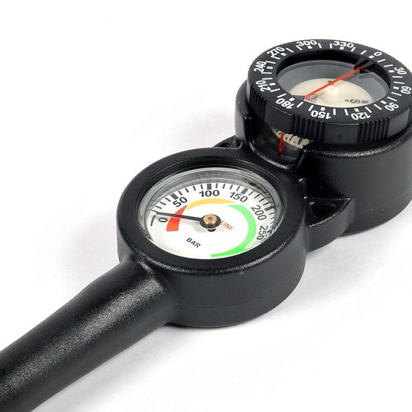 Untermanometer | Peitschenmanometer | Unterkompass | Hersteller von Tauchwerkzeugen | SPG-Tauchen