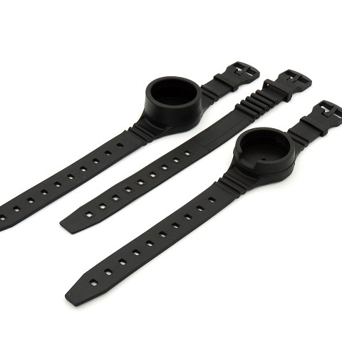 Spare straps in soft thermoplastic for depth gauges and compasses.